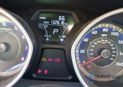 2013 Hyundai Elantra Gs z USA, uszkodzony, nr VIN KMHDH6AE3DU007607